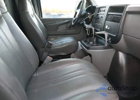 2007 Chevrolet Express Work Van из США, поврежденный, VIN 1GCGG29VX71157012